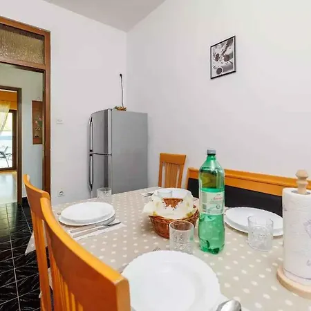 In 51195 * Crikvenica