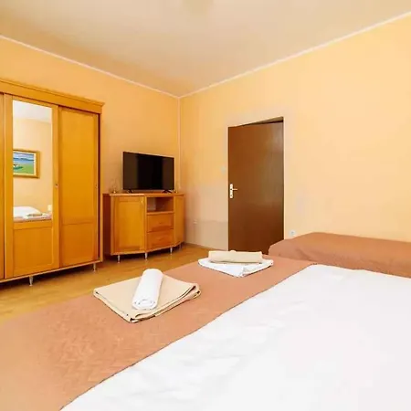 Appartamento In 51195 Crikvenica