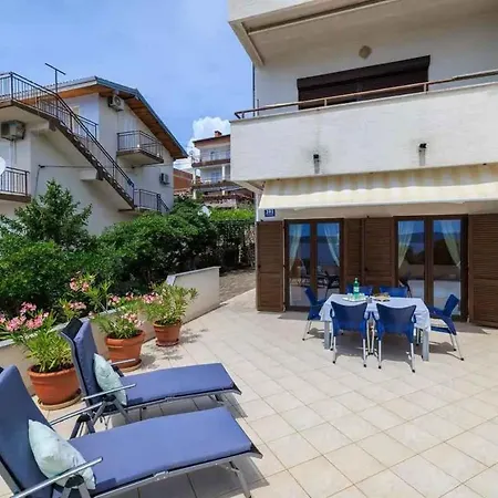 Appartamento In 51195 Crikvenica